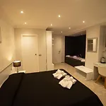 Luxury & Charm