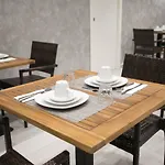 Luxury & Charm
