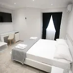 Luxury & Charm Penzion Tropea
