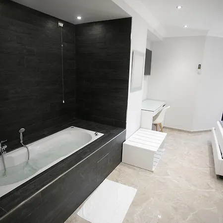 Vendégház Luxury & Charm 4*