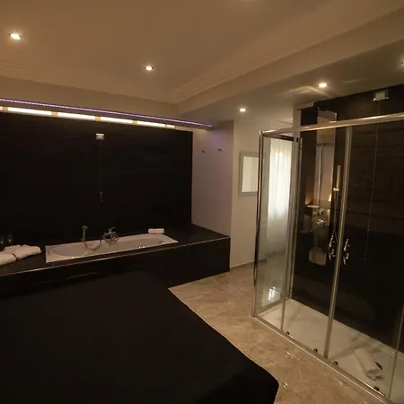 Konukevi Luxury & Charm Tropea