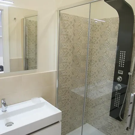 Luxury & Charm Guest house