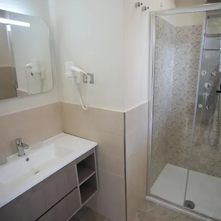 Luxury & Charm Guest house