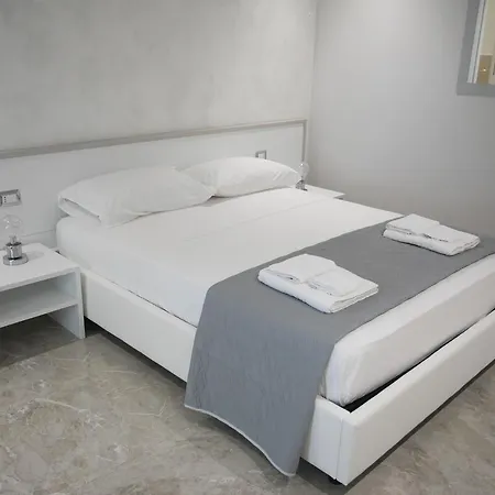 Luxury & Charm Pensión 4*
